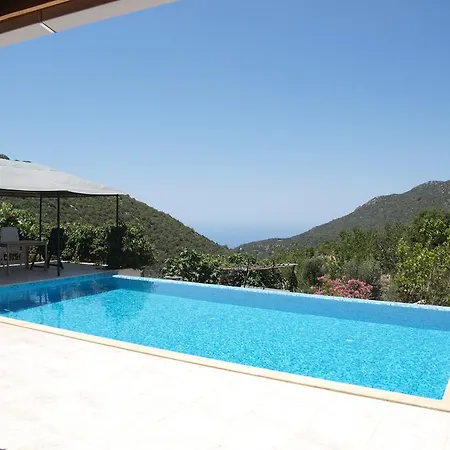 Moonstone House Guest house *