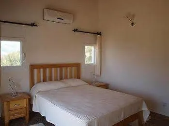 Guest house Moonstone House *